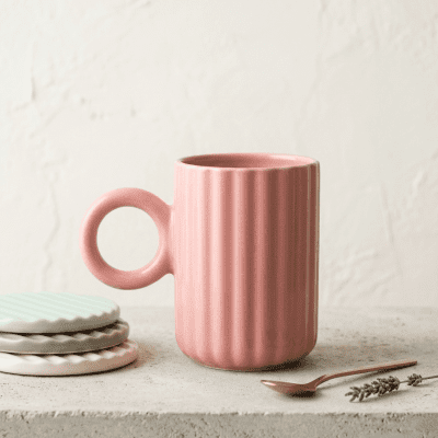 كوب سيراميك مضلع باللون الوردي بمقبض دائري&  Pink Ribbed Ceramic Mug with Round Handle