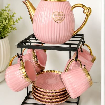 طقم تقديم القهوة والشاي السيراميك الوردي &ndash; 9 قطع مع حاملPink Ceramic Tea & Coffee Set &ndash; 9 Pieces with Standace