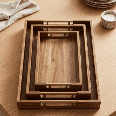 : طقم صواني تقديم خشبية بمقابض ذهبية& Set of Wooden Serving Trays with Gold Handles