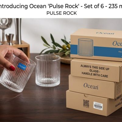 ✨ أناقة عصرية في كل رشفة ✨ أضيفي لمسة من الفخامة لطاولتك مع طقم أكواب "Pulse Rock" من Ocean. تصميم مضلع مميز يجمع بين الجمال والعملية، مثالي للاستخدام اليومي أو المناسبات الخاصة. ​📦 الطقم يحتوي على 6 قطع (سعة 235 مل). 👉 اطلبيها الآن وأضفي لمسة م