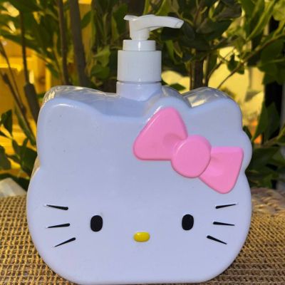 Disney's Hello Kitty is so cute