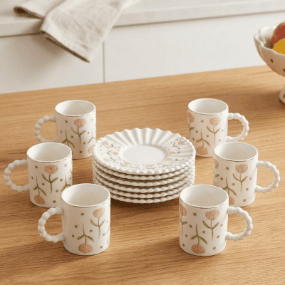 طقم أكواب وأطباق سيراميك بنقشة الزهور التوليب  &  Ceramic Cup and Saucer Set with Tulip Floral Pattern