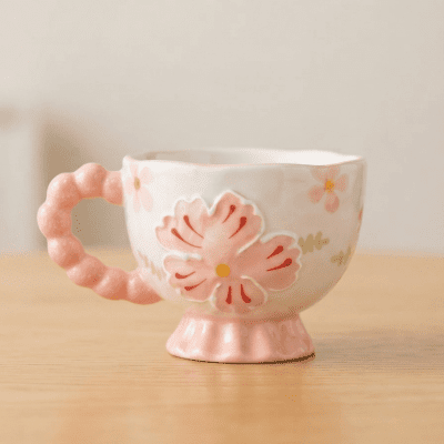 كوب سيراميك بارز التصميم (بالقطعة).&  Embossed Design Ceramic Cup (by the piece).