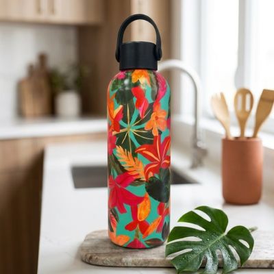  زجاجة مياه حرارية معزولة من الفولاذ المقاوم للصدأ بنقوش زهور استوائية.&  Insulated Stainless Steel Water Bottle with Tropical Floral Pattern