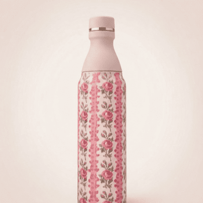 زجاجة مياه معزولة بنقش الورود الكلاسيكي.  &  Vintage Rose Print Insulated Water Bottle.