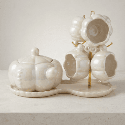 طقم تقديم شوربة  بتصميم اليقطين اللؤلؤي.  & Pearlescent Pumpkin-Style Soup (or Sauce) Serving Set.
