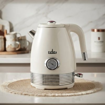 غلاية مياه كهربائية كلاسيكية بمؤشر درجة حرارة - لون عاجي.  & : Retro Electric Kettle with Temperature Gauge - Cream/Ivory.