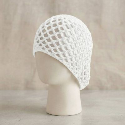 باندانا رأس كروشيه بوهيمية للشاطئ بتصميم شبكي (لون أبيض).&: White Boho Crochet Hair Bandana Net.