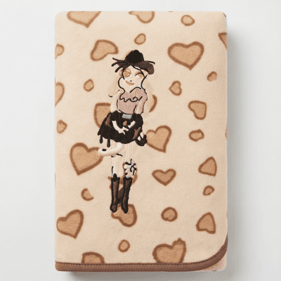 فوطة تنظيف (أو بشكير) مطرزة بنقشة القلوب  70 * 140 &   Embroidered Heart-Patterned Cleaning Towel (70x140cm)