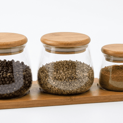 طقم علب توابل زجاجية بقاعدة خشبية (3 قطع)3-Piece Glass Spice Jar Set with Wooden Base