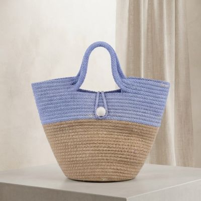 حقيبة يد صيفية منسوجة من الحبال بلونين مع قفل زر علوي.  & : Two-Tone Woven Cotton Rope Summer Tote Bag with Button Closure.