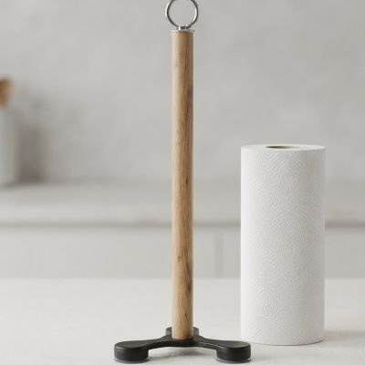 حامل ومنظم رولات مناديل المطبخ الخشبي ذو قاعدة تثبيت.  &: Wooden Kitchen Paper Towel Holder Stand with Suction Base.