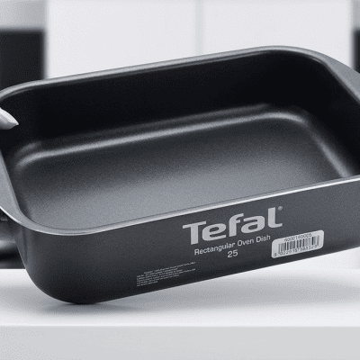 صينية فرن مستطيلة غير لاصقة من تيفال (مقاس 25 سم)Tefal Non-Stick Rectangular Oven Baking Dish (25 cm)