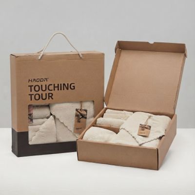 طقم مناشف / فوط قطيفة ناعمة من "هاودا - تاتشينج تور"  & : HAODA "Touching Tour" Soft Towel Gift Set