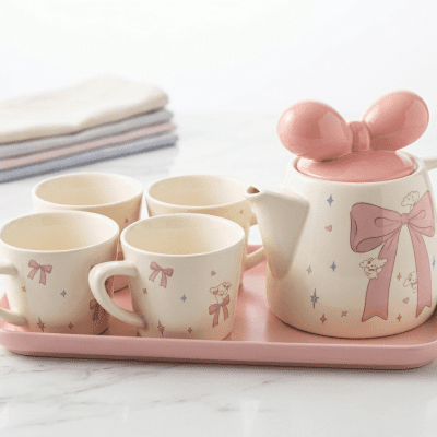 طقم شاي فيونكات فراشه زجاج في بورسلين 6 قطعButterfly bow tea set, glass and porcelain, 6 pieces 
