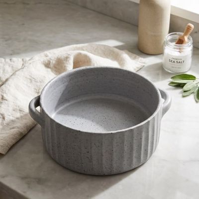 طاجن براند مودرا بيد جامبو  مصنوع هاند ميد من الفخار (منقط رمادي)& Modra Brand Jumbo Handle Tagine / Baking Dish (Grey Speckled)