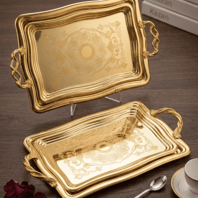 صواني تقديم قطعتين مدهبTwo-piece gilded serving trays 