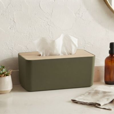 علبة مناديل بلاستيكية باللون الأخضر الزيتي بغطاء خشبي أنيق  بالإنجليزي: Olive Green Plastic Tissue Box Cover with Wood-Grain Lid