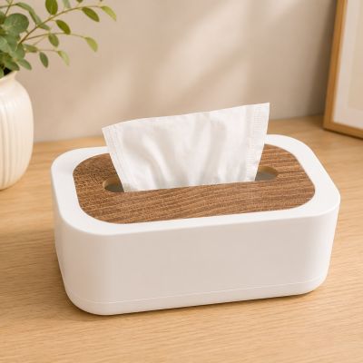 علبة مناديل مودرن باللون الأبيض بغطاء خشبي ذو ملمس محفور/مزخرف.  & : Modern White Tissue Box Holder with Textured Wood Top.