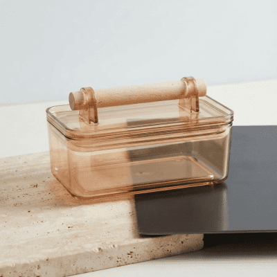 علبة زبدة أكريليك شفافة بغطاء ومقبض خشبي : Transparent Acrylic Butter Dish with Wooden Handle