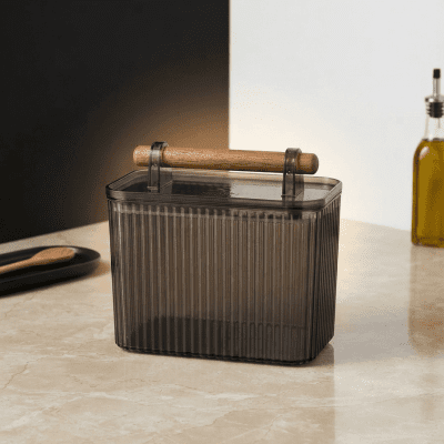 صندوق تخزين مضلع بغطاء ومقبض خشبي ​: Ribbed Storage Box with Lid and Wooden Handle