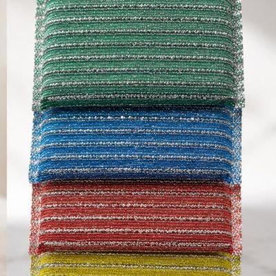 طقم إسفنج تنظيف مغلف بنسيج معدني ملون من لياو (4 قطع) - (LIAO Sponge Scouring Pad Metallic - 4 Pcs).  & : LIAO Multi-Color Metallic Sponge Scouring Pad Set (4 Pieces).