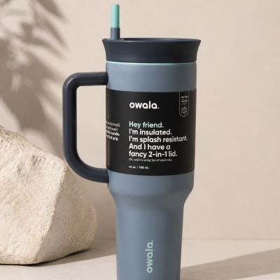 كوب حفظ حراري اوالا ثيرموس بمقبض وقشة - 40 أونصة 1185 مل /  رمادي (Owala Insulated Tumbler with Handle and Straw - 40 oz Navy Blue).  & : Owala Insulated Travel Tumbler with Handle & 2-in-1 Lid (40 oz - Slate/Navy Blue).