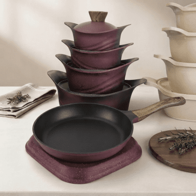 طقم حلل كوري 10قطع من kaza. حله مقاس 32سم +جريل+مقلايه10-piece Korean cookware set from Kaza. Includes a 32cm saucepan, grill, and frying pan. 