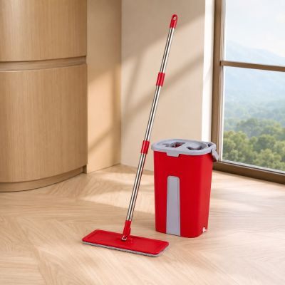 طقم ممسحة مسطحة مع دلو العصر والتجفيف الذكي ماركة LIAO (لون أحمر ورمادي).  & : LIAO Squeeze Flat Mop & Bucket Set (Red & Grey).