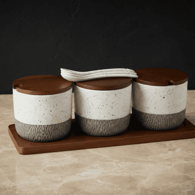 طقم توابل سيراميك مكون من 3 قطع مع حامل خشبي وملاعق : 3-Piece Ceramic Canister Set with Wooden Tray and Spoons