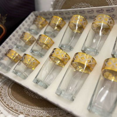 طقم كوبايات زجاج مكون من 12ق