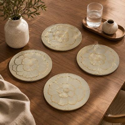 طقم مفارش سفرة دائرية مزخرفة بنقشة وردة ذهبية 4 قطع - بيج / أوف وايت (OXFORD Home Secret).  English: OXFORD Home Secret 4-Piece Round Placemat Set with Embossed Floral Pattern - Beige / Off-White & Gold.