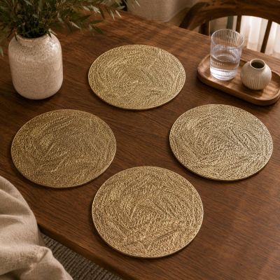 طقم مفارش سفرة دائرية مفرغة بنقشة سنابل القمح 4 قطع - ذهبي (OXFORD Home Secret).  & : OXFORD Home Secret 4-Piece Round Cutout Metallic Placemat Set - Gold Wheat Pattern.