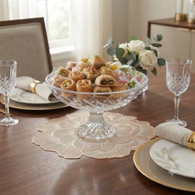 طبق/شيالة تقديم زجاجية شفافة بقاعدة مرتفعة ونقوش حفر (Crystal-Cut Pedestal Glass Bowl).  & : Clear Crystal-Cut Pedestal Glass Footed Centerpiece Bowl.