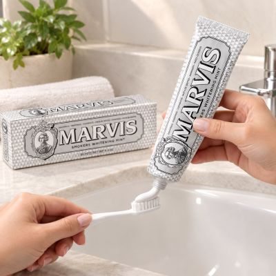 Marvis Smokers Whitening Mint Toothpaste| معجون أسنان مارفيس لتبييض الأسنان المخصص للمدخنين بالنعناع