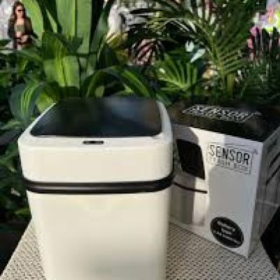 سلة مهملات ذكية بمستشعر 