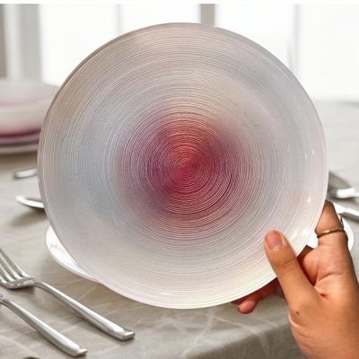 ​A centerpiece that captivates.