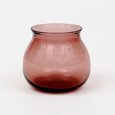 كوب زجاج شفاف بلون بينك بسيط 