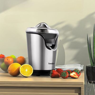 عصارة كهربائية من ماركة Sonifer