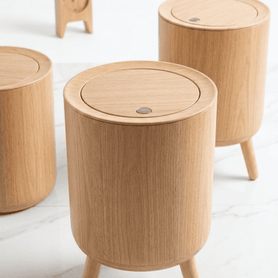 Elevate your space with this minimalist, wooden-accented waste bin. A perfect blend of functional design and refined style. ✨