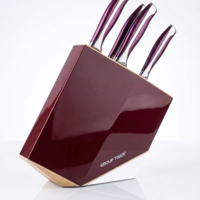 Where functionality meets art. Elevate your culinary experience with the premium Group Tiger knife set. A must-have for every modern home