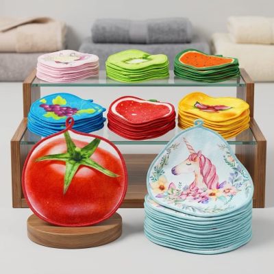 فوط مطبخ بأشكال عصرية وألوان زاهية. تسوقي الآن! ​English: Trendy and vibrant kitchen towels. Shop now